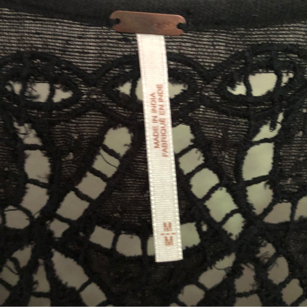 Free People Medium black cutout swing blouse - Picture 4 of 11